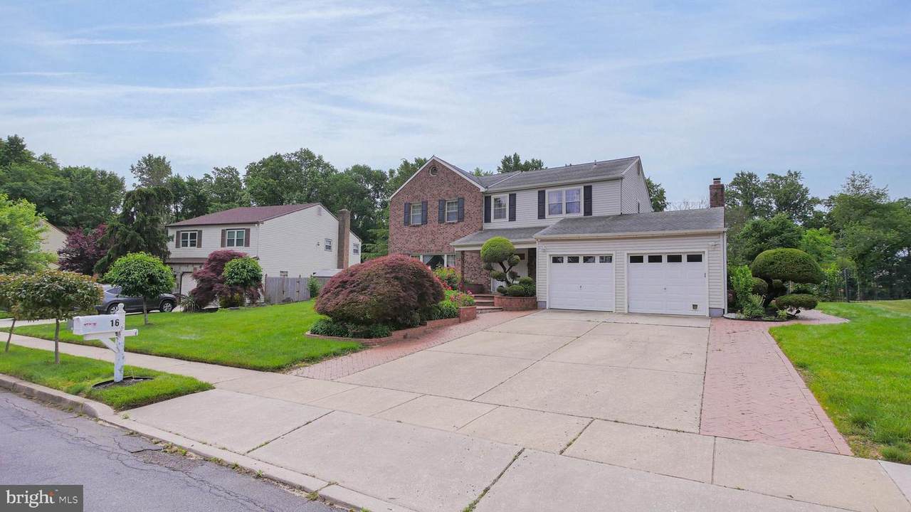 16 Greentree Way - Photo 1