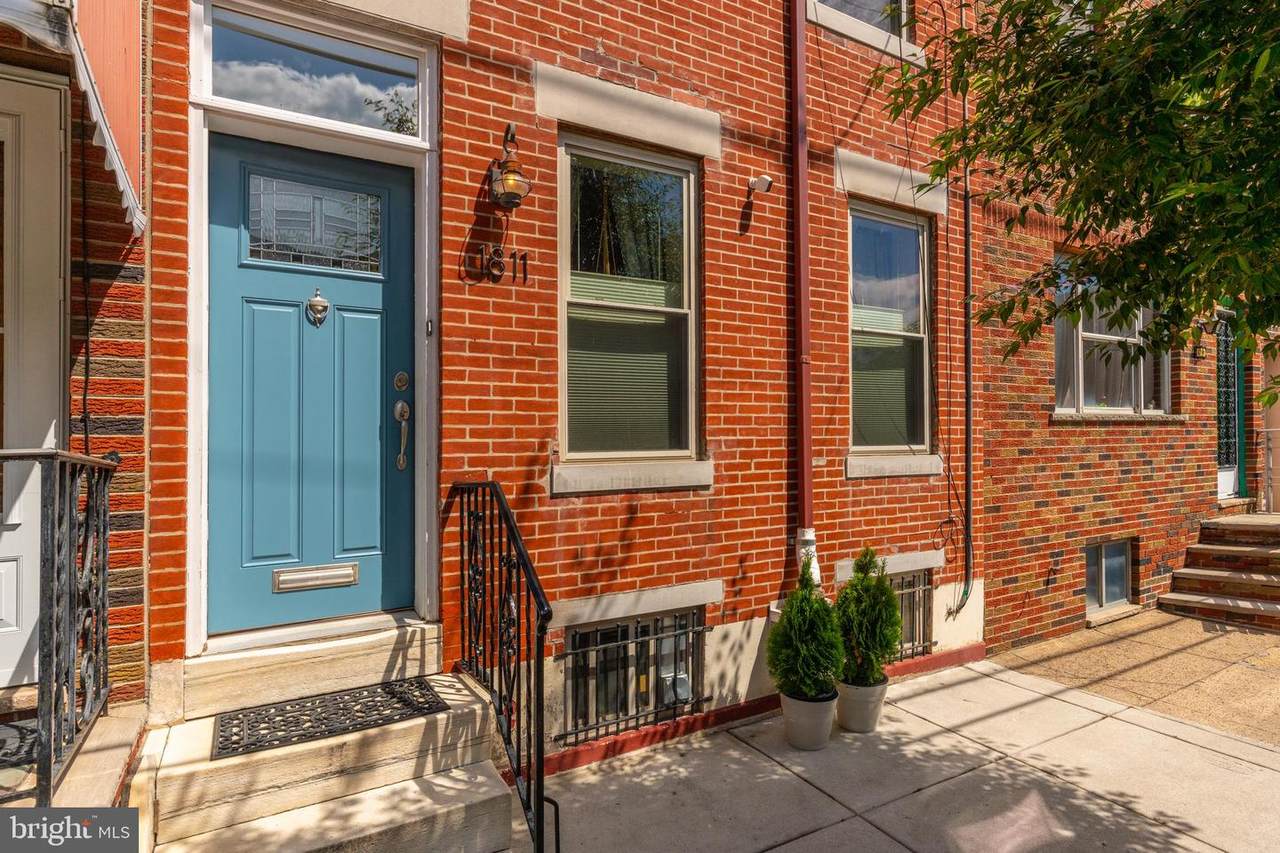 1811 10TH Street - Photo 1