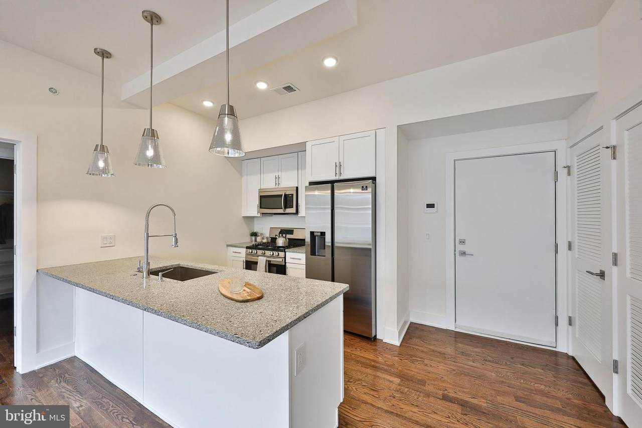 1115 American Street - Photo 1