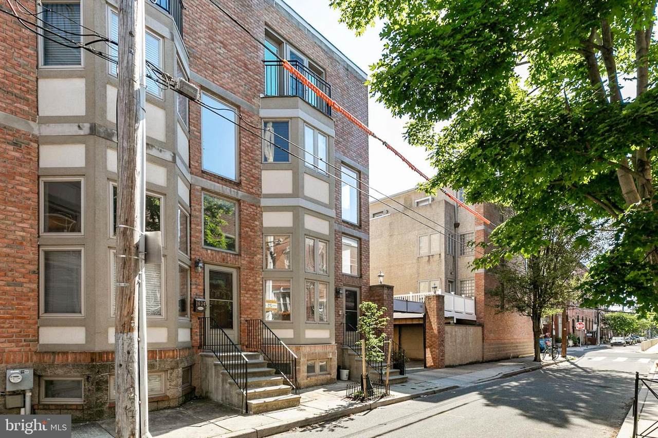 1636 Kater Street - Photo 1