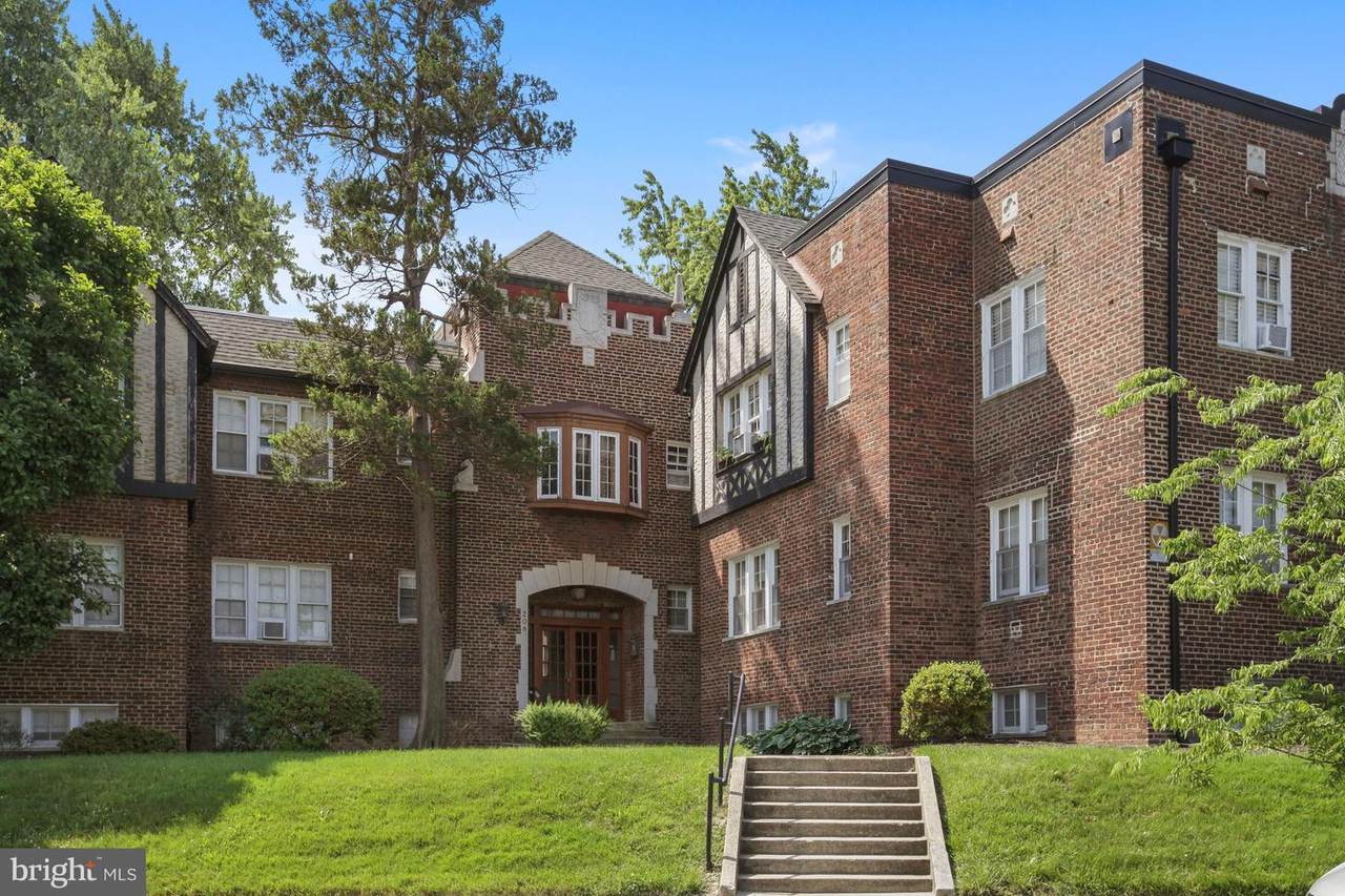 208 Farragut Street - Photo 1