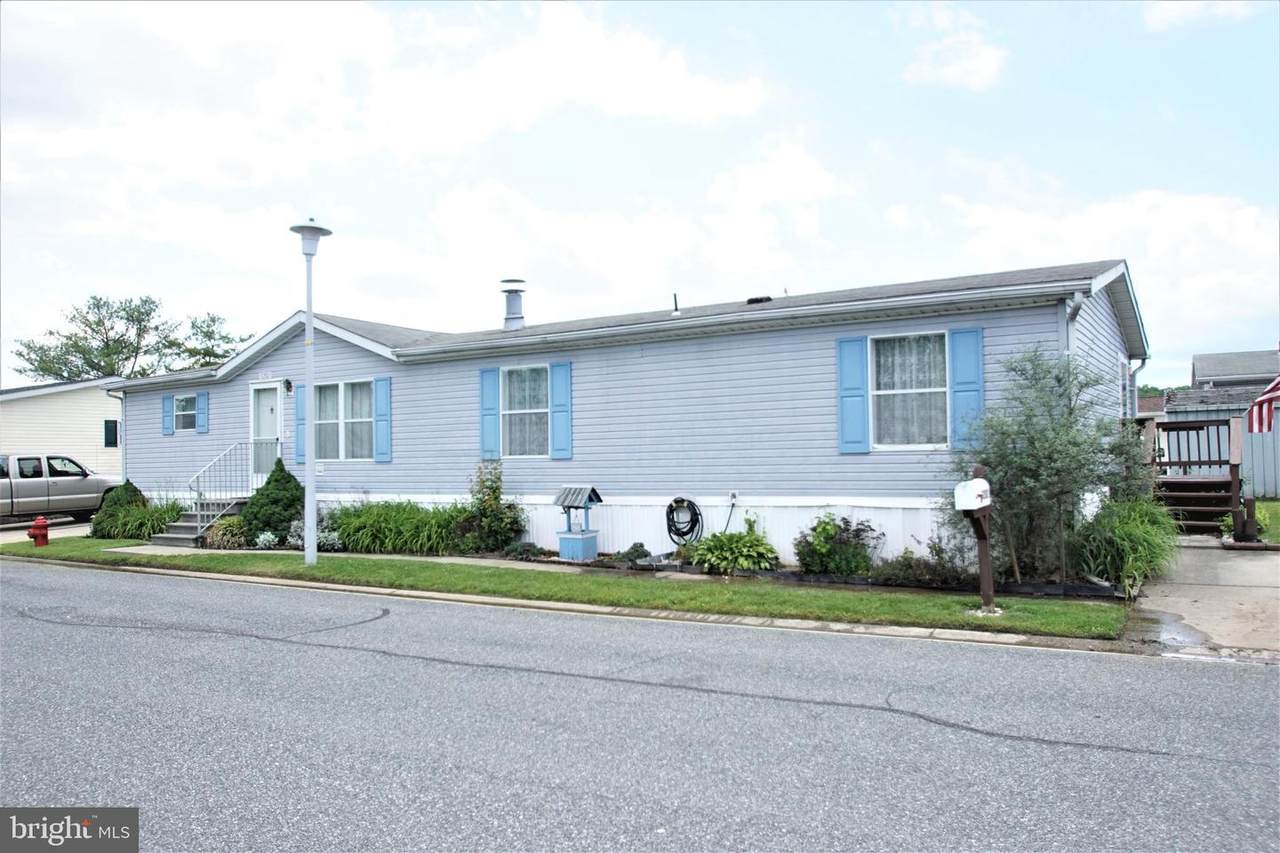 3202 Dahlia Lane - Photo 1