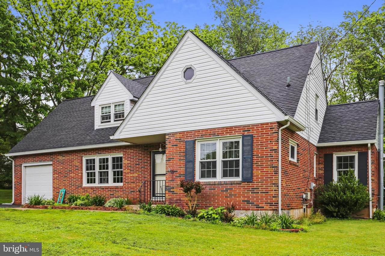 833 Randolph Drive - Photo 1