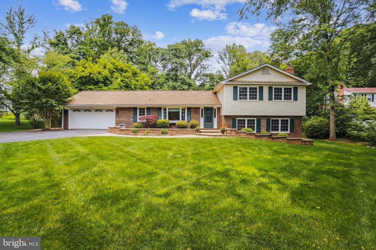 12214 Folkstone Drive - Photo 1