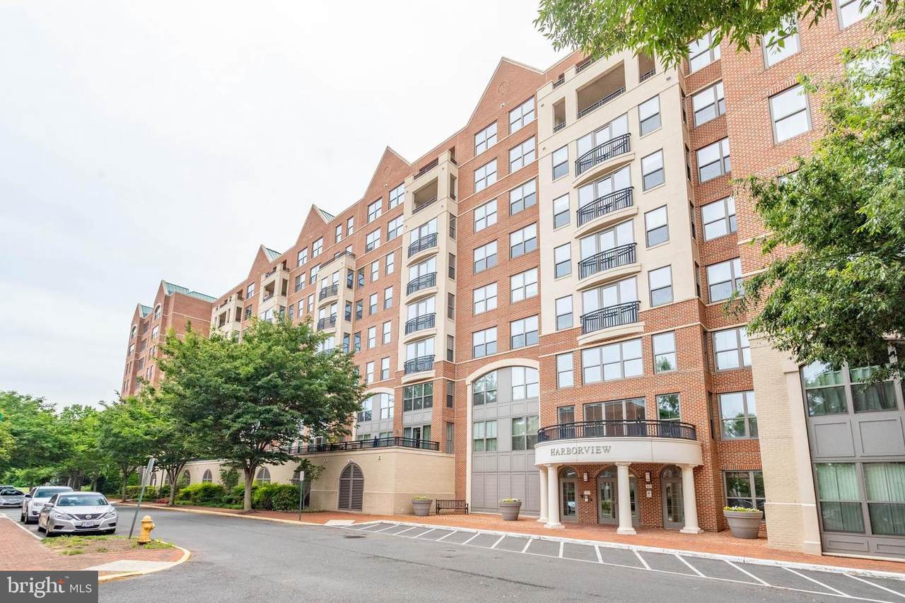 485 Harbor Side Street - Photo 1