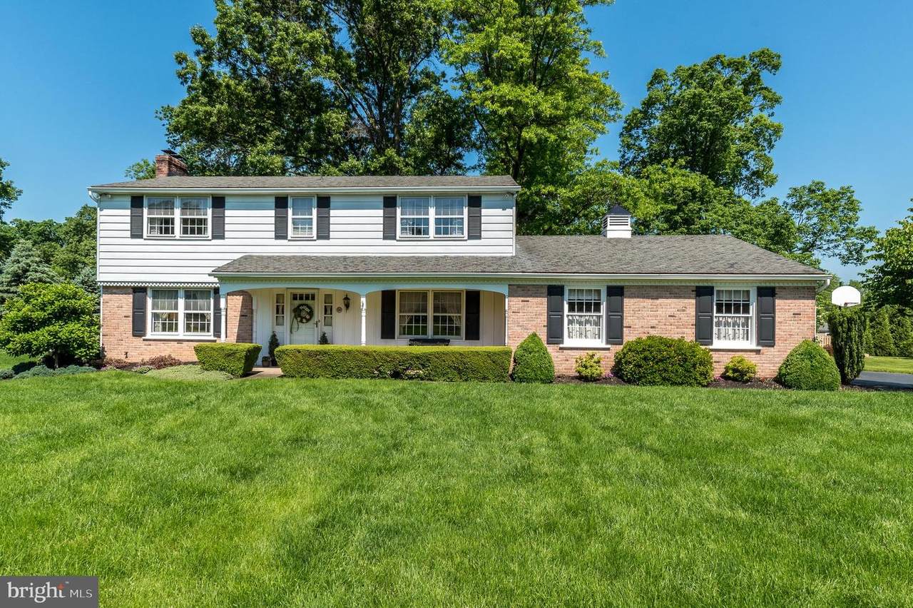 510 Lawn Avenue - Photo 1
