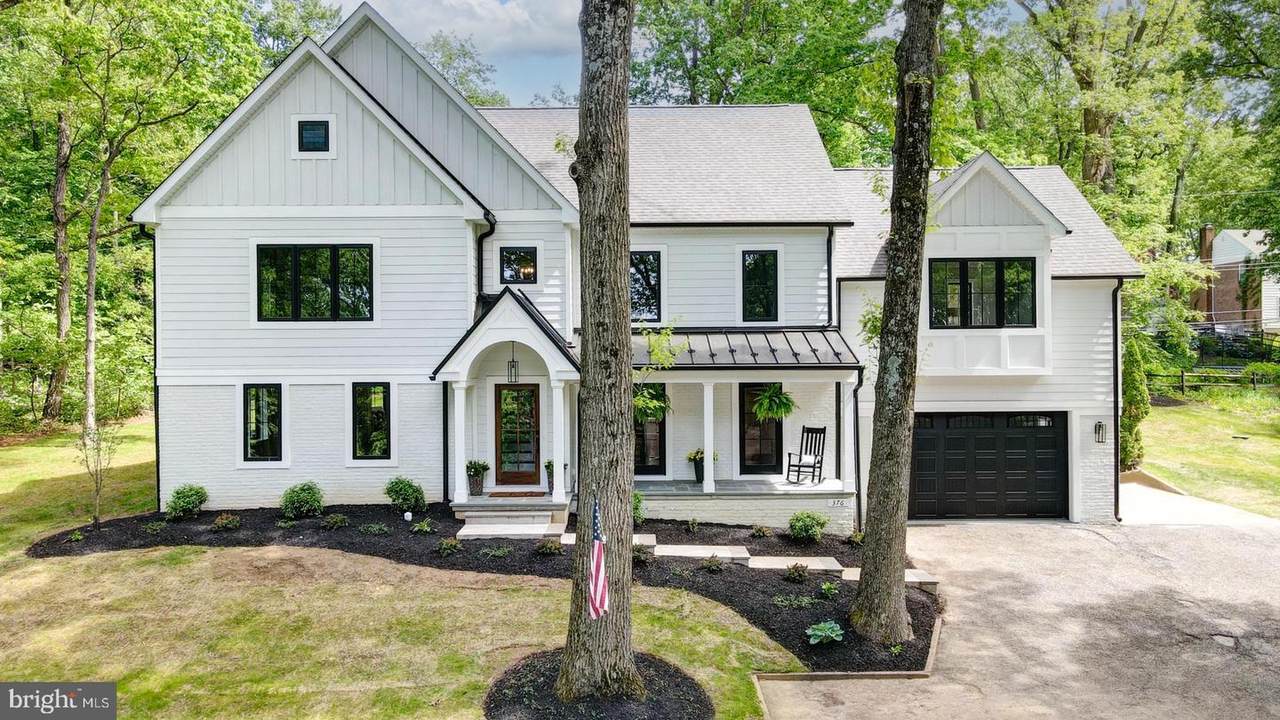 376 Saunders Drive - Photo 1