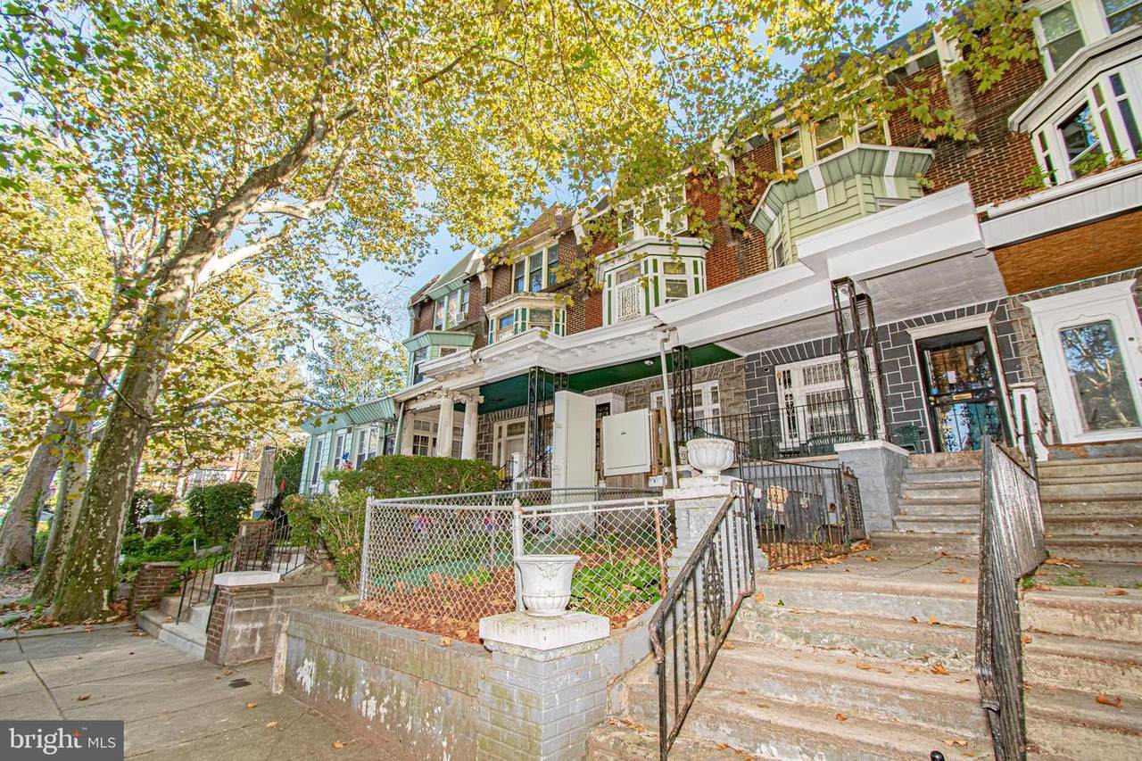 1908 Erie Avenue - Photo 1
