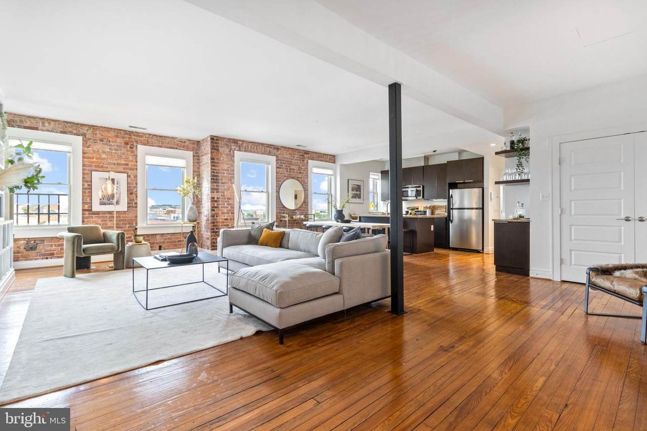 1801 Wyoming Avenue - Photo 1