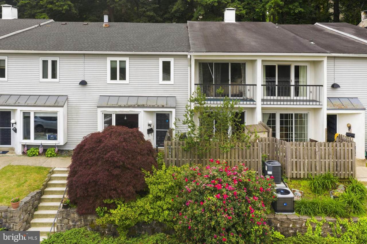 149 Kenilworth Circle - Photo 1