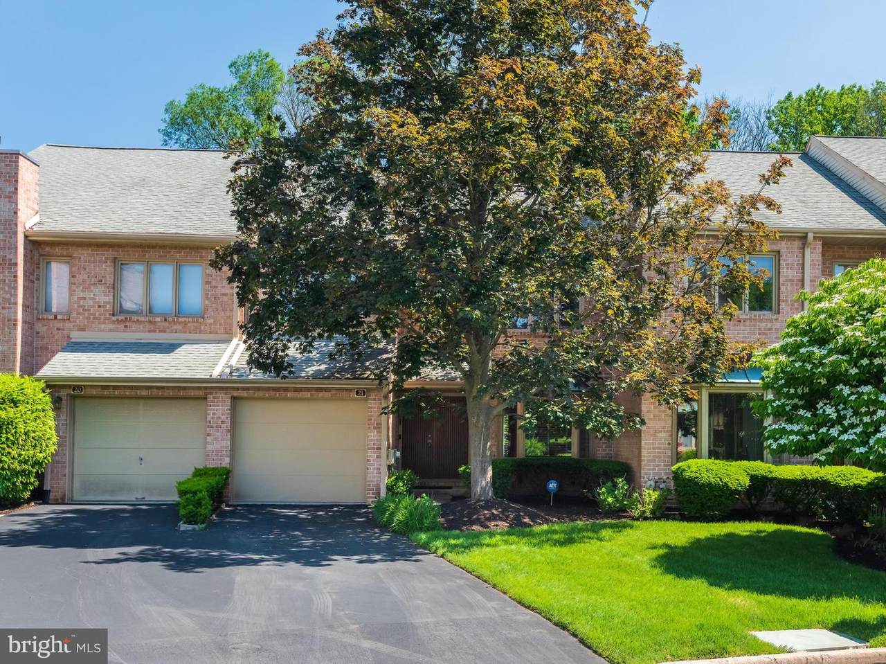 21 Militia Hill Drive - Photo 1