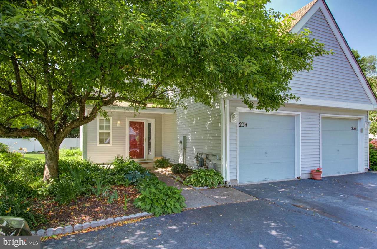 234 Birch Hollow Drive - Photo 1