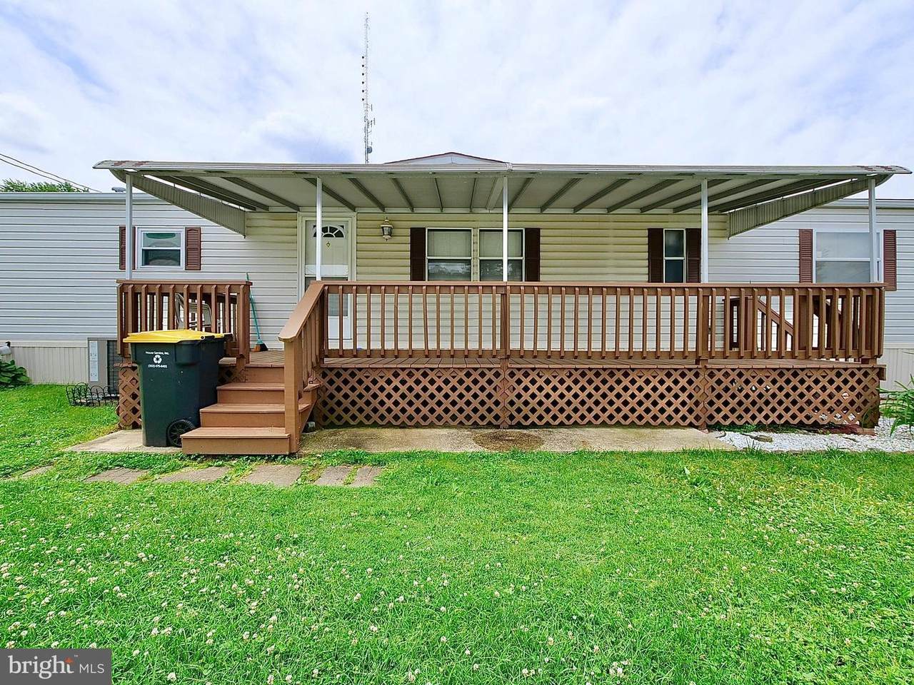 722 Berry Road - Photo 1