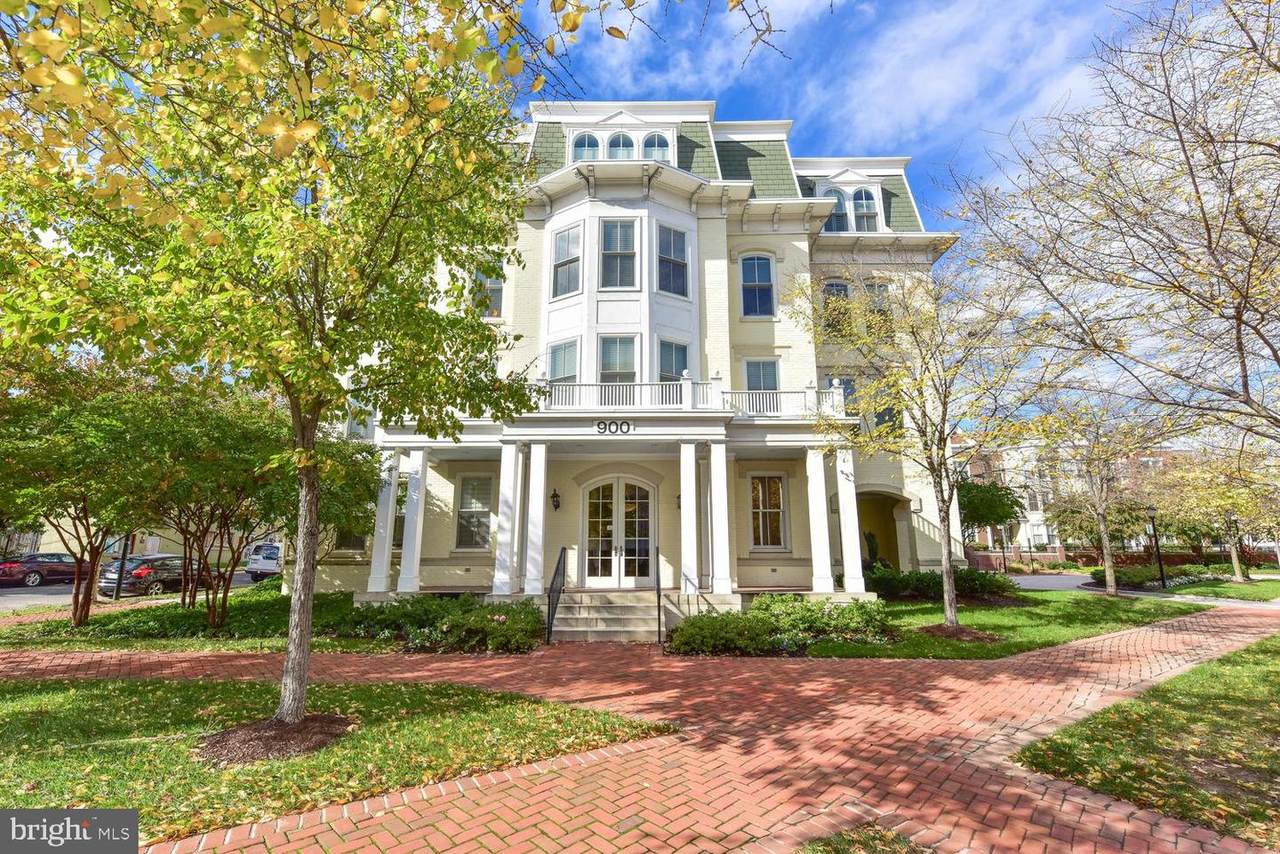 900 Washington Street - Photo 1