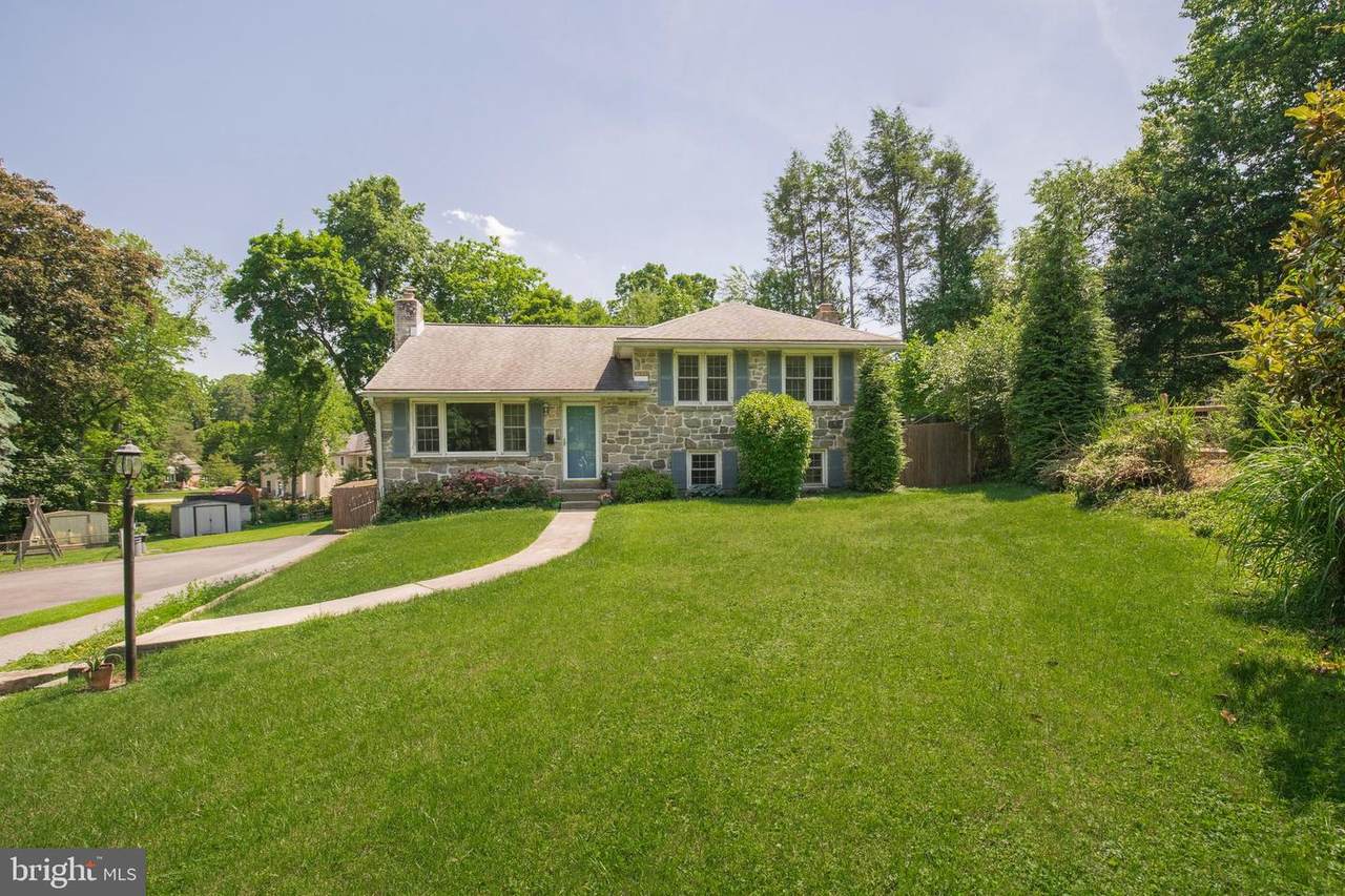 20 Dartmouth Circle - Photo 1