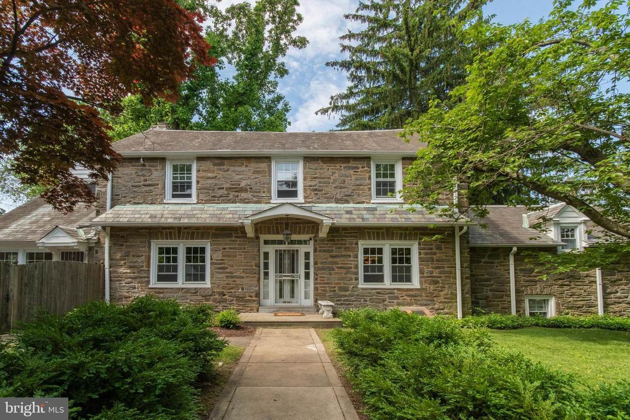 517 Roumfort Road - Photo 1