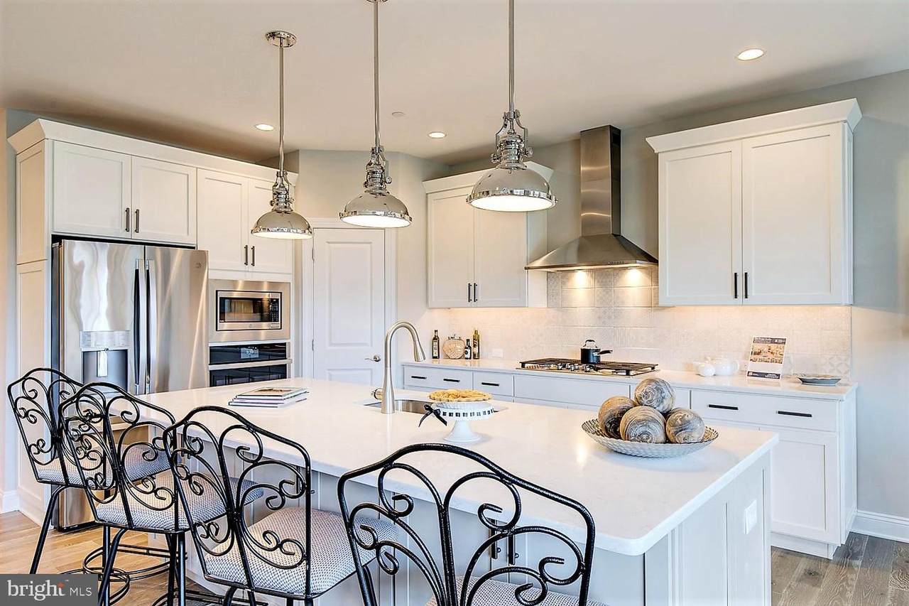 103 Park View Lane - Photo 1
