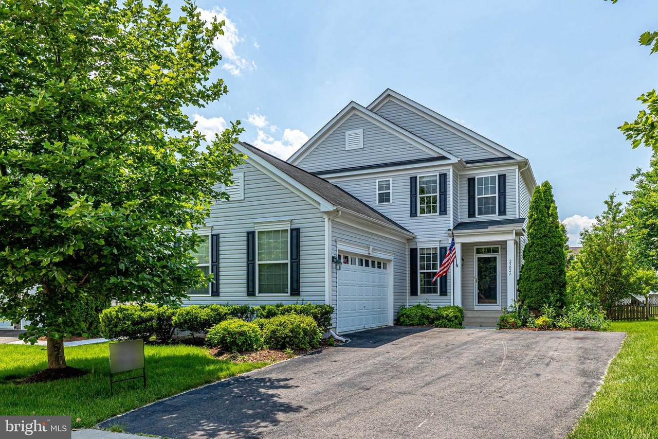 25027 Graywacke Drive - Photo 1