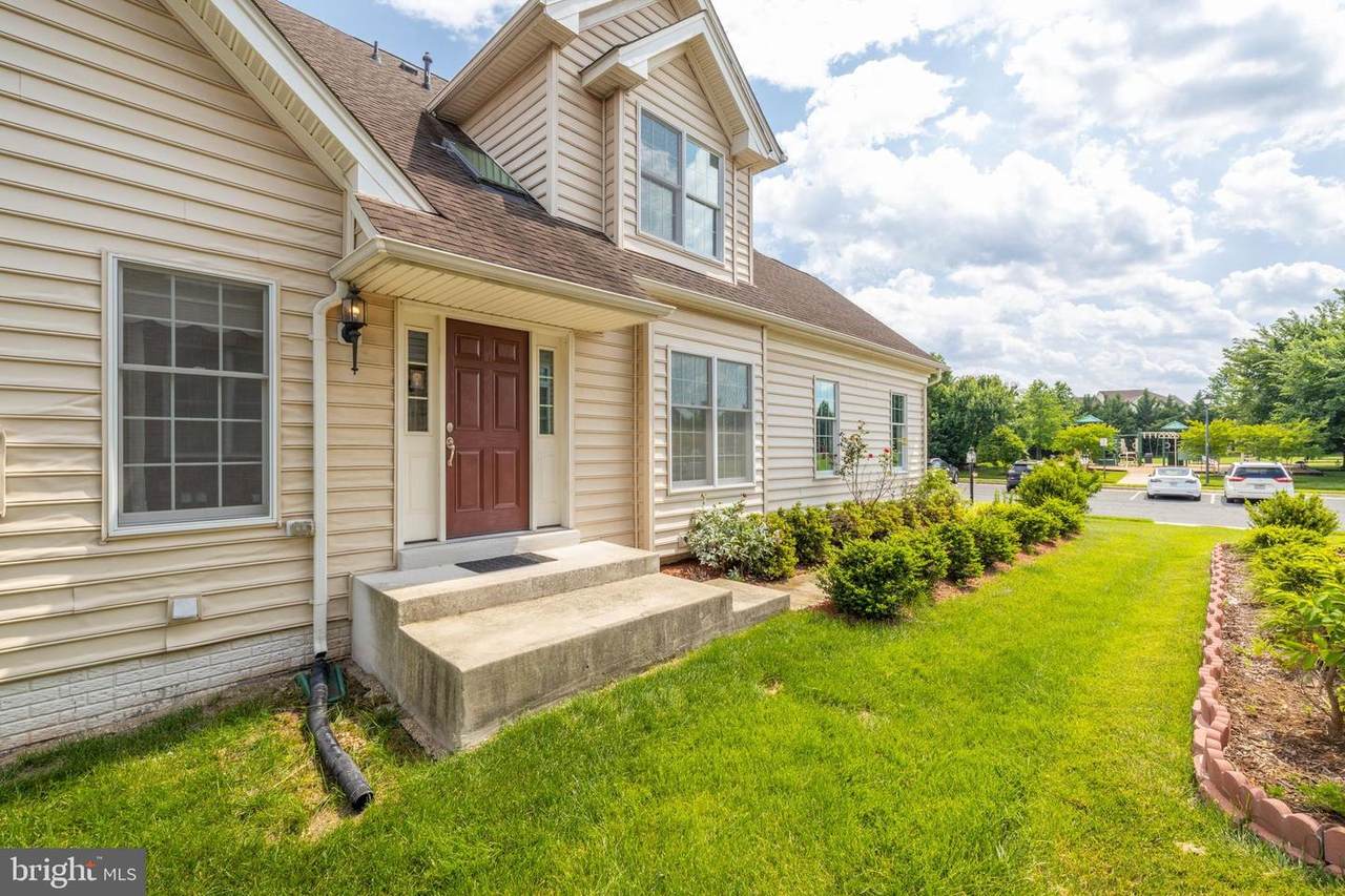 22826 Quante Square - Photo 1