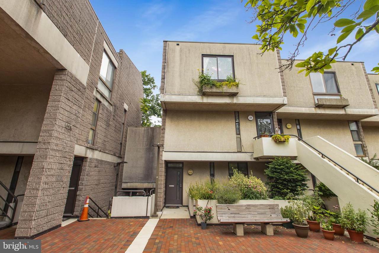 2368 Nutmeg Terrace - Photo 1