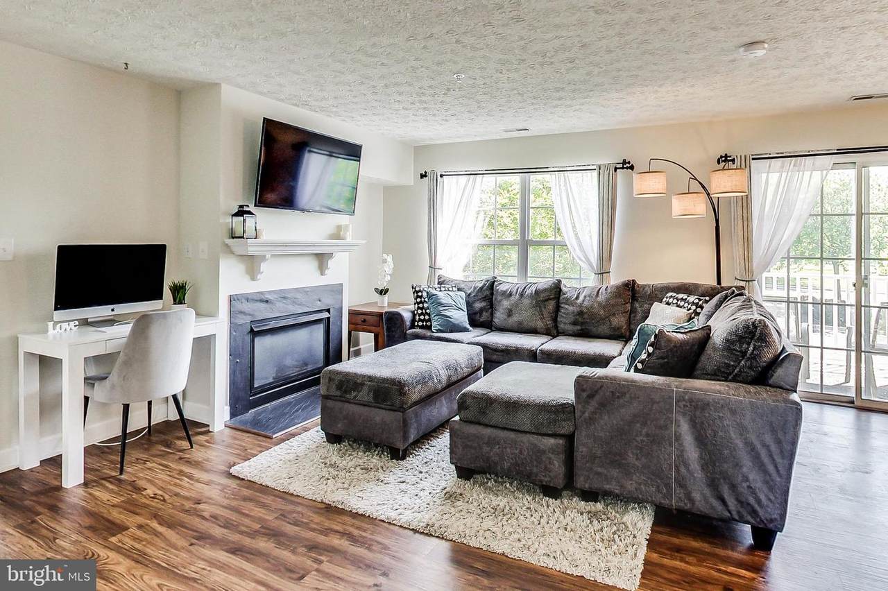 6101 Springwater Place - Photo 1