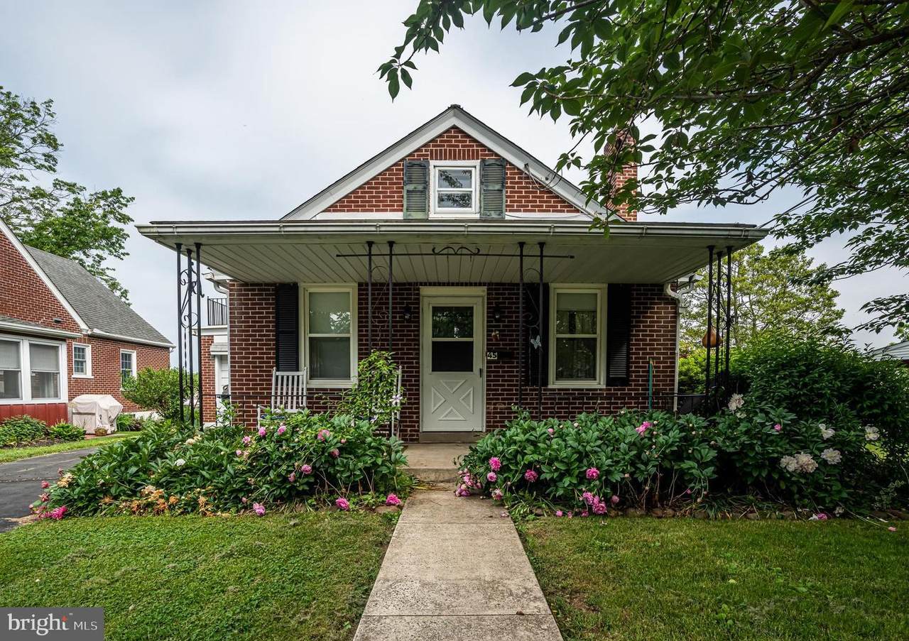 45 Grandview Avenue - Photo 1