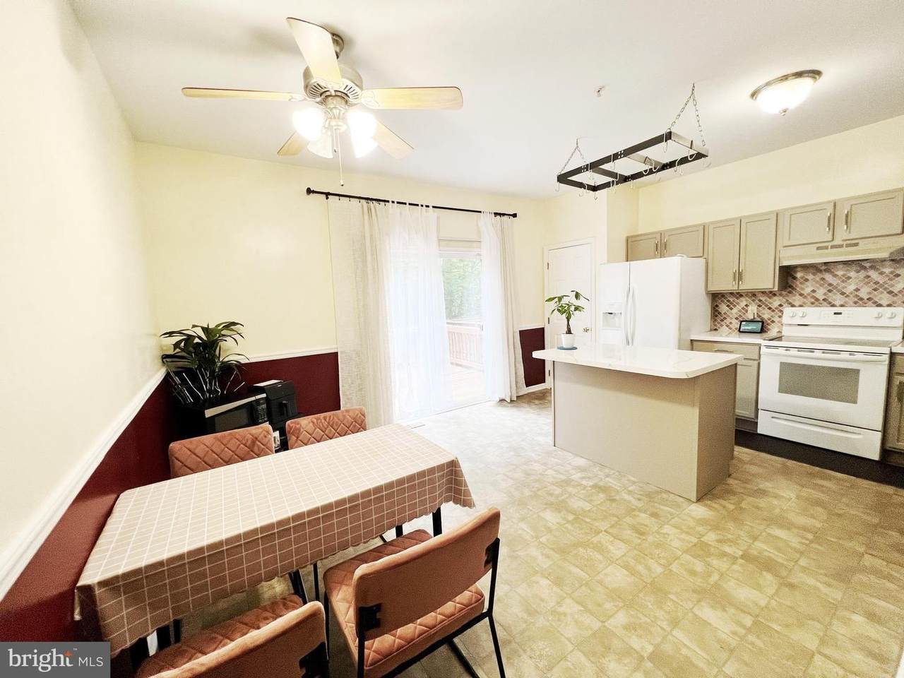 83 Mule Deer Court - Photo 1