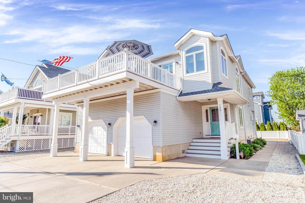 133 27TH Street - Photo 1