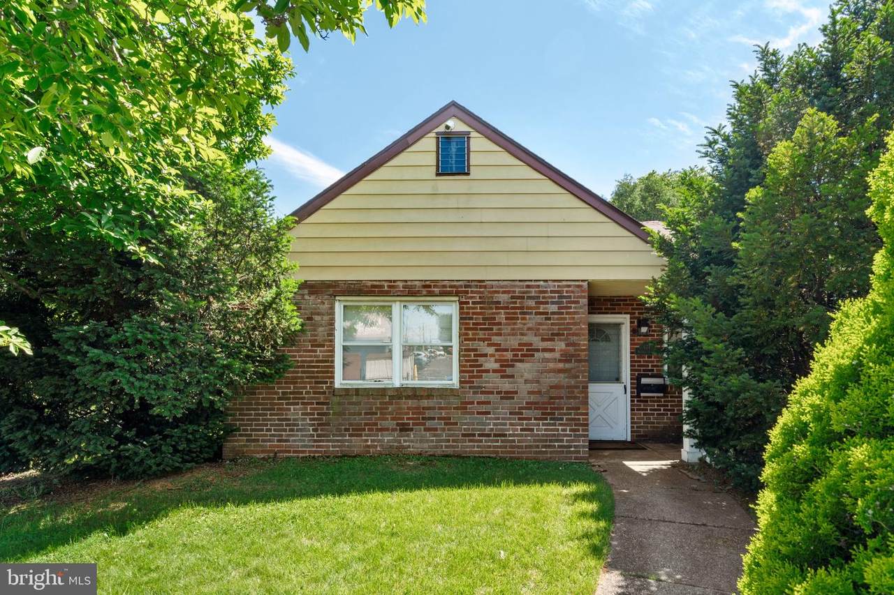 674 Hendrix Street - Photo 1