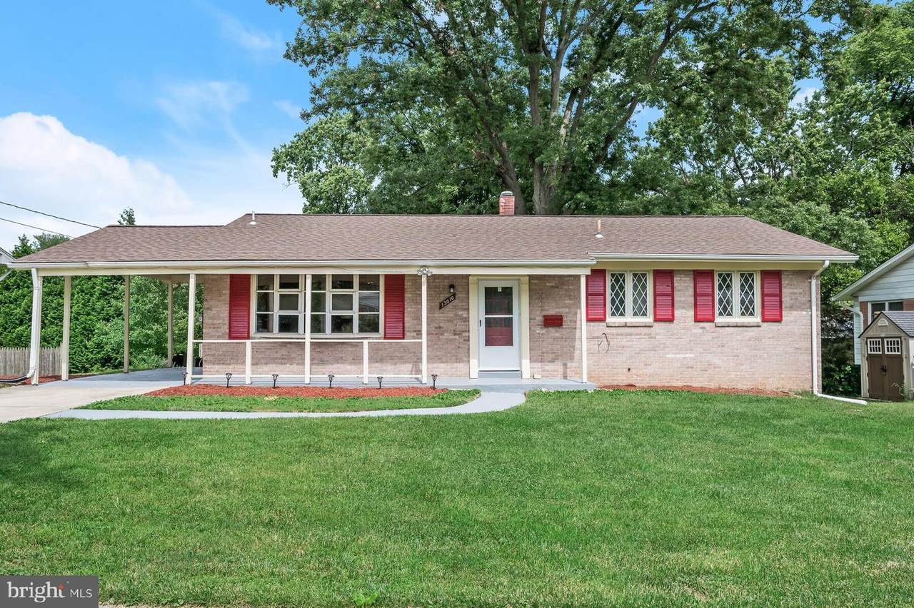 13010 Hathaway Drive - Photo 1