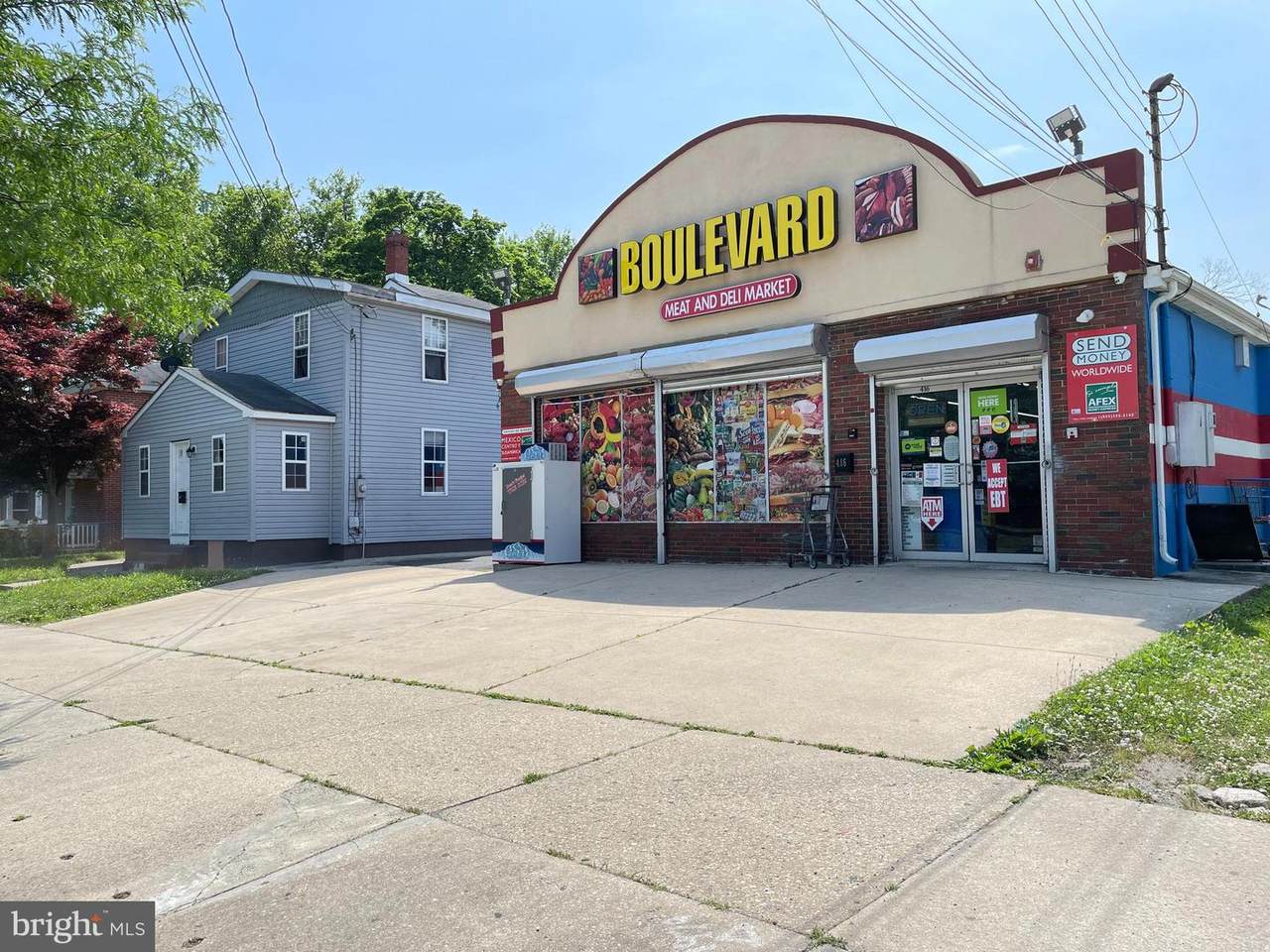 416 West Boulevard - Photo 1
