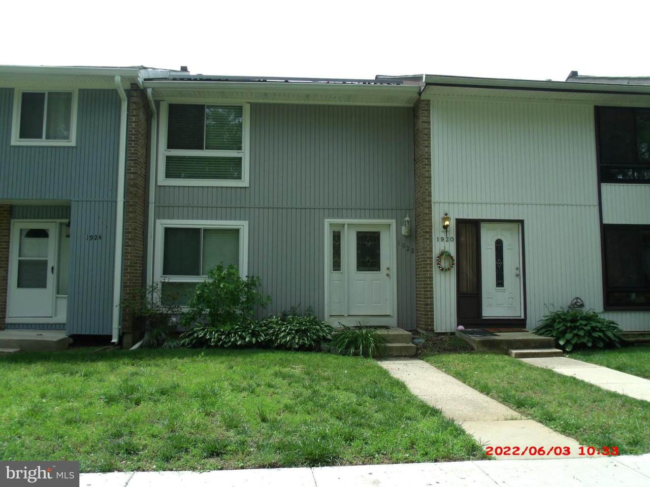 1922 Cambridge Drive - Photo 1