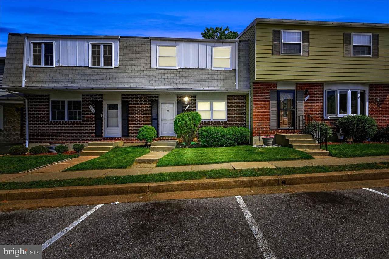 470 Long Towne Court - Photo 1