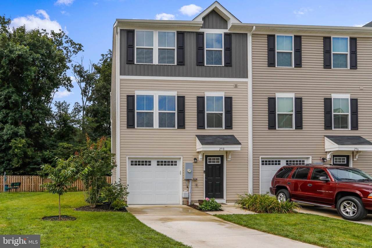 298 Sage Circle - Photo 1