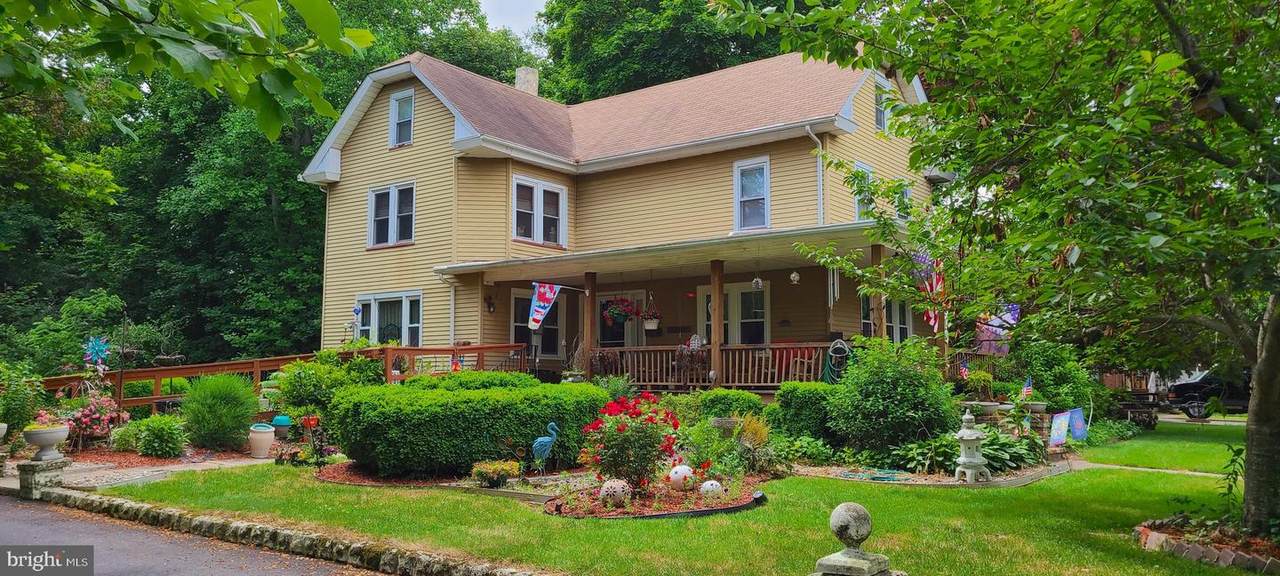 979 Main Street - Photo 1