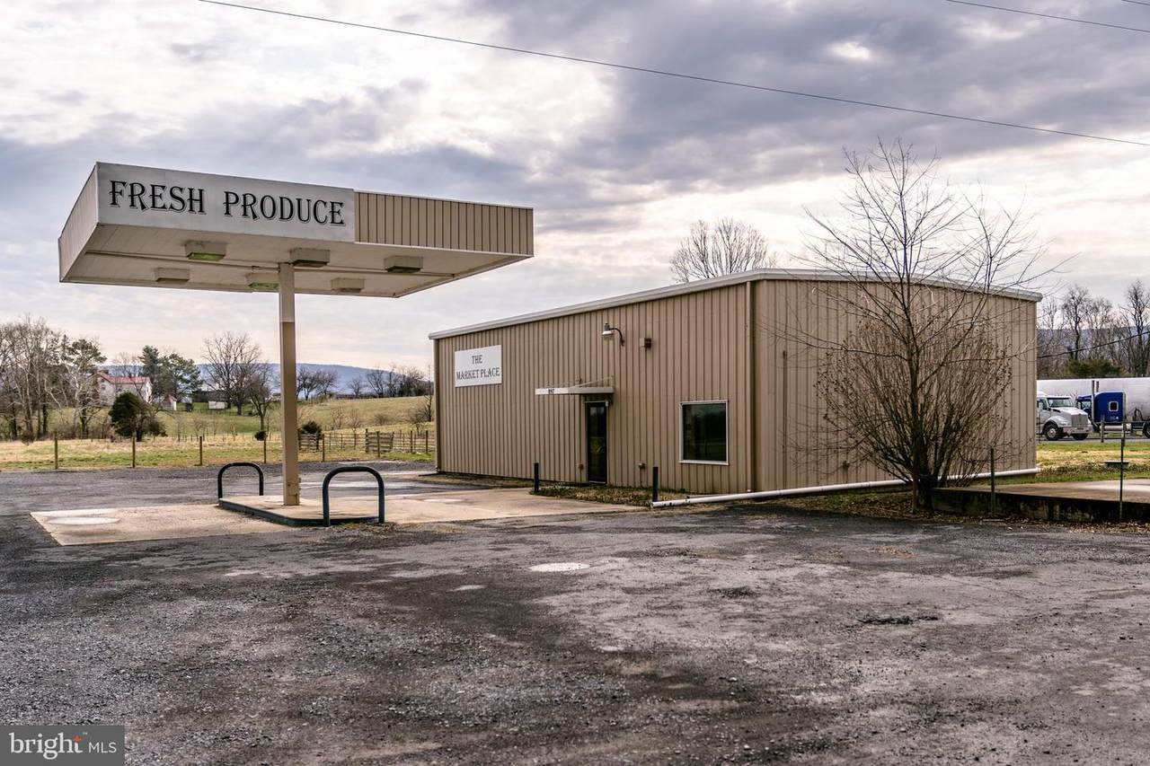897 W Lee Hwy - Photo 1