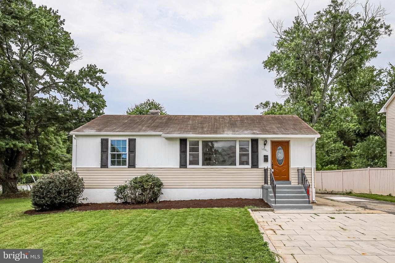 6801 Beechview Drive - Photo 1