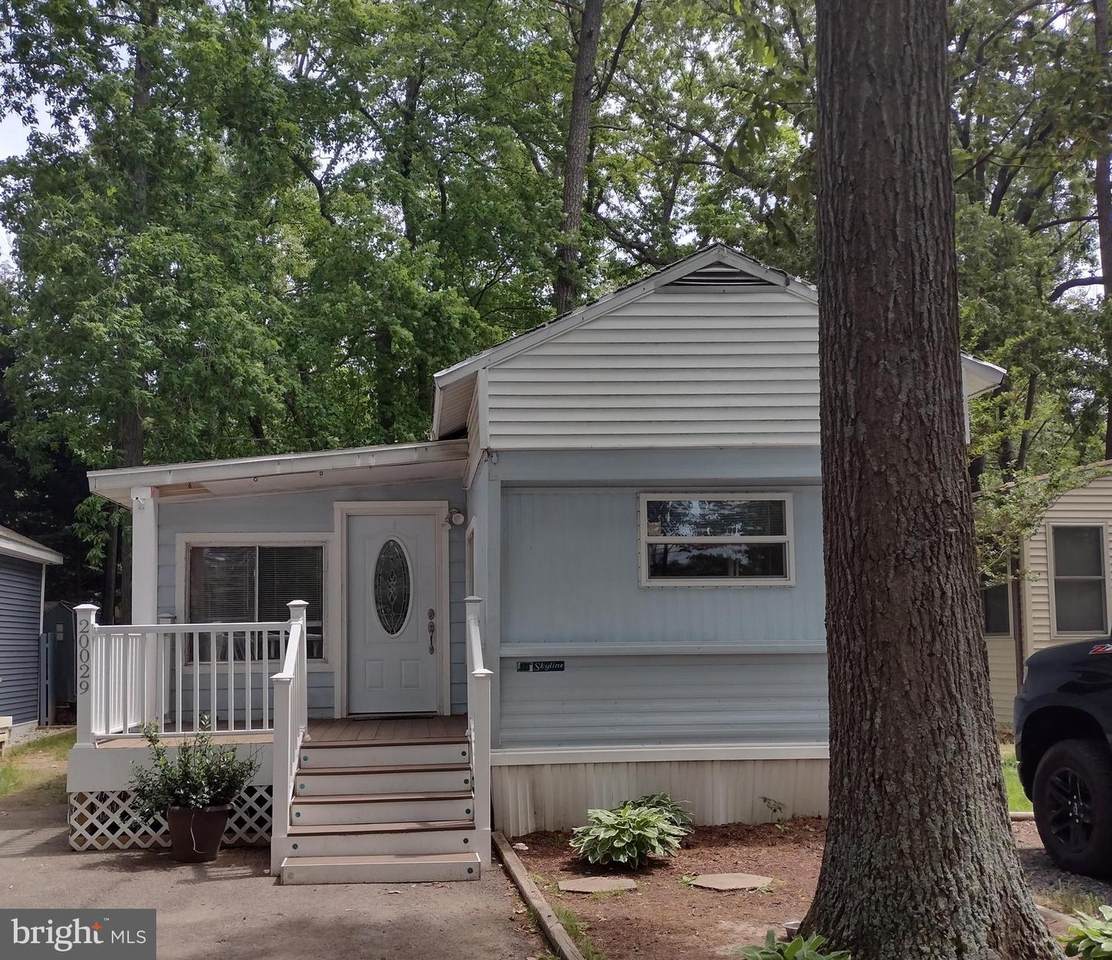 20029 Atlantic Avenue - Photo 1