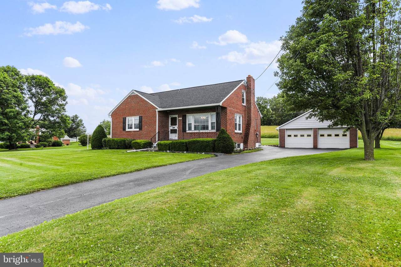 12113 Harp Hill Road - Photo 1