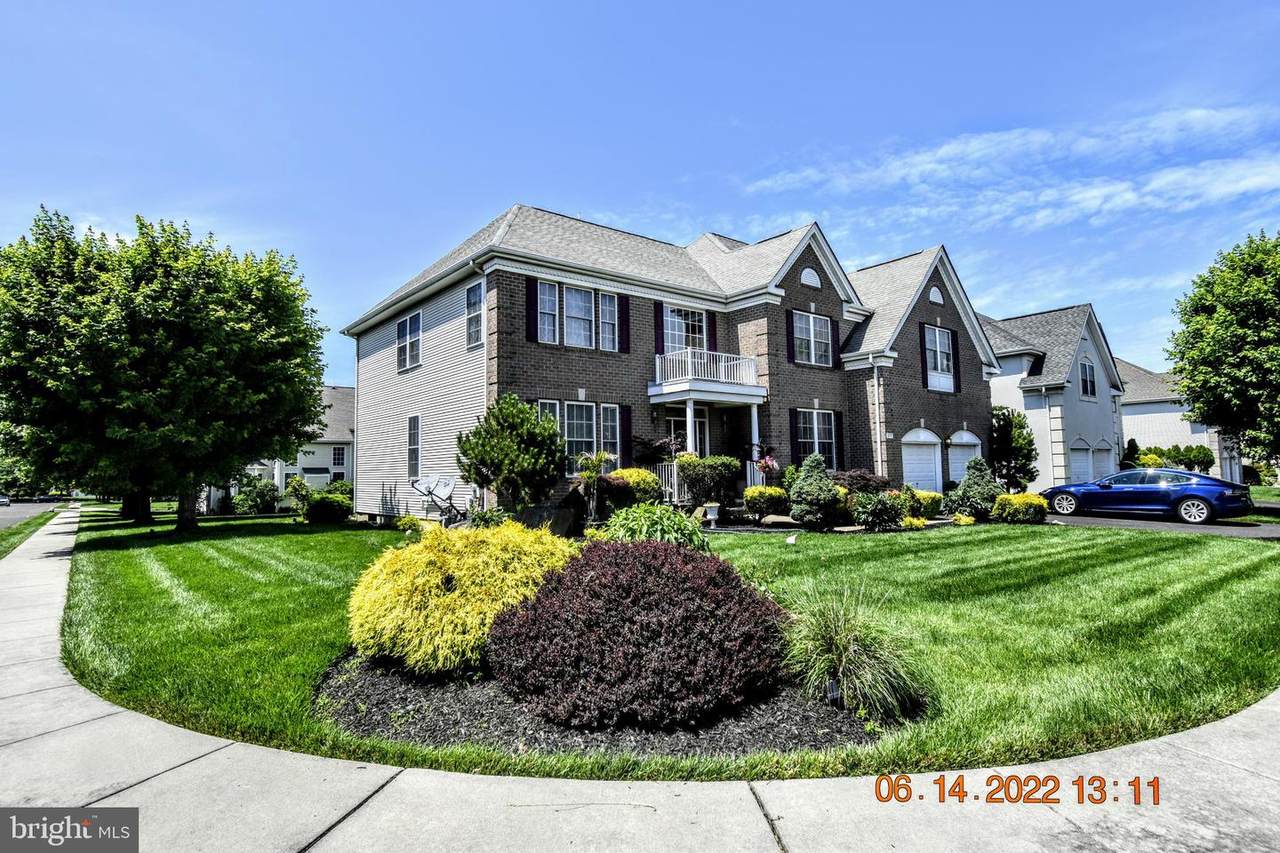 2772 Buttercup Court - Photo 1