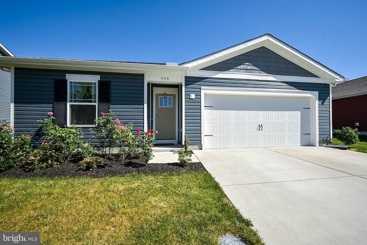 315 Planters Drive - Photo 1