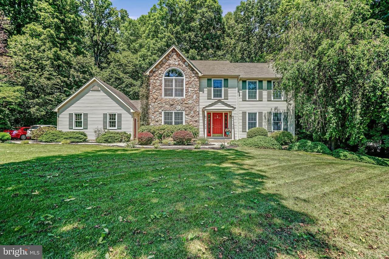 1087 Spencer Road - Photo 1