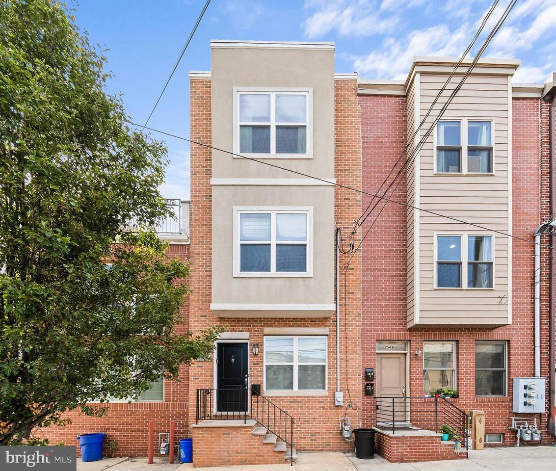 2548 Grays Ferry Avenue - Photo 1
