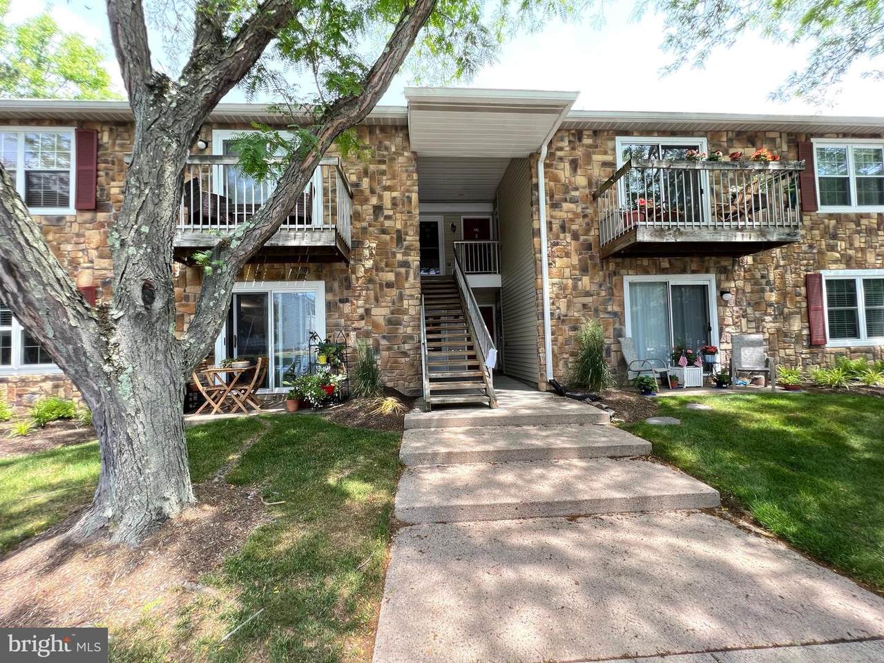 26 Barberry Court - Photo 1