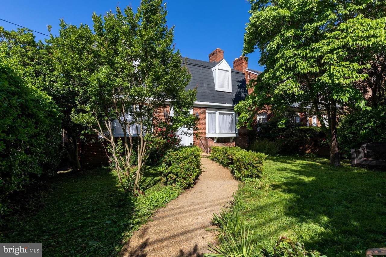 1610 Foxhall Road - Photo 1