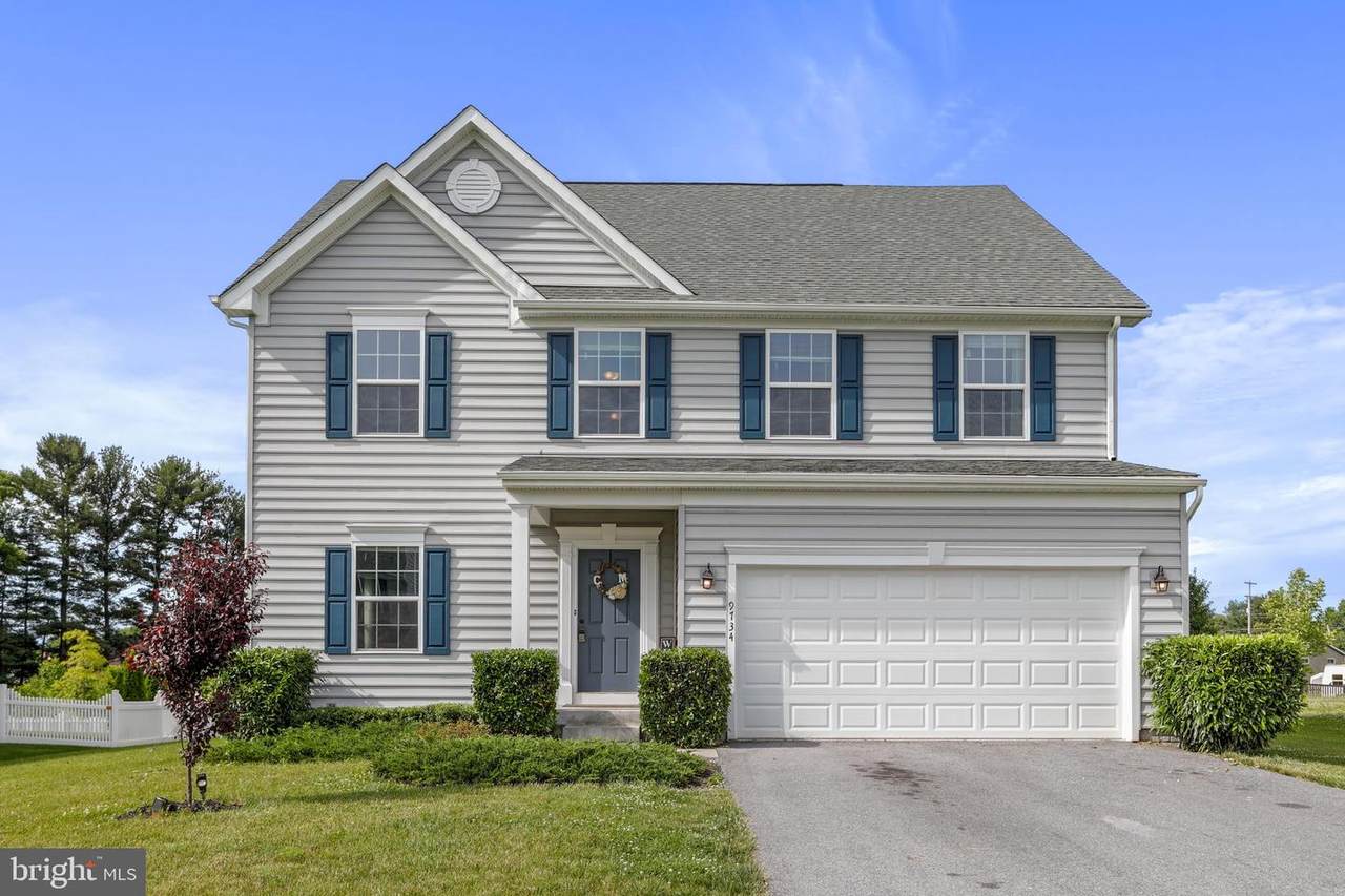 9734 Dumbarton Drive - Photo 1