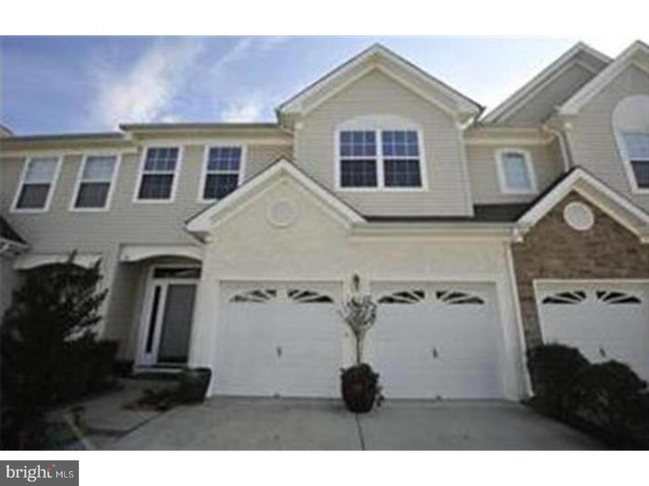 12 Tudor Court - Photo 1