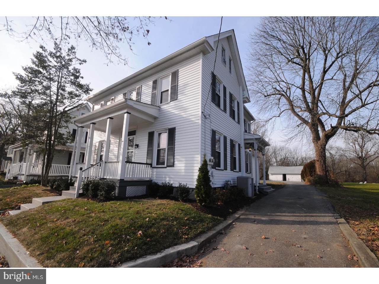 75 West Avenue - Photo 1
