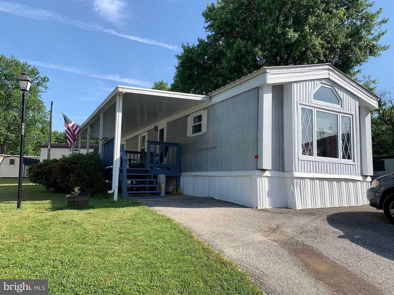 484 Capital Drive - Photo 1