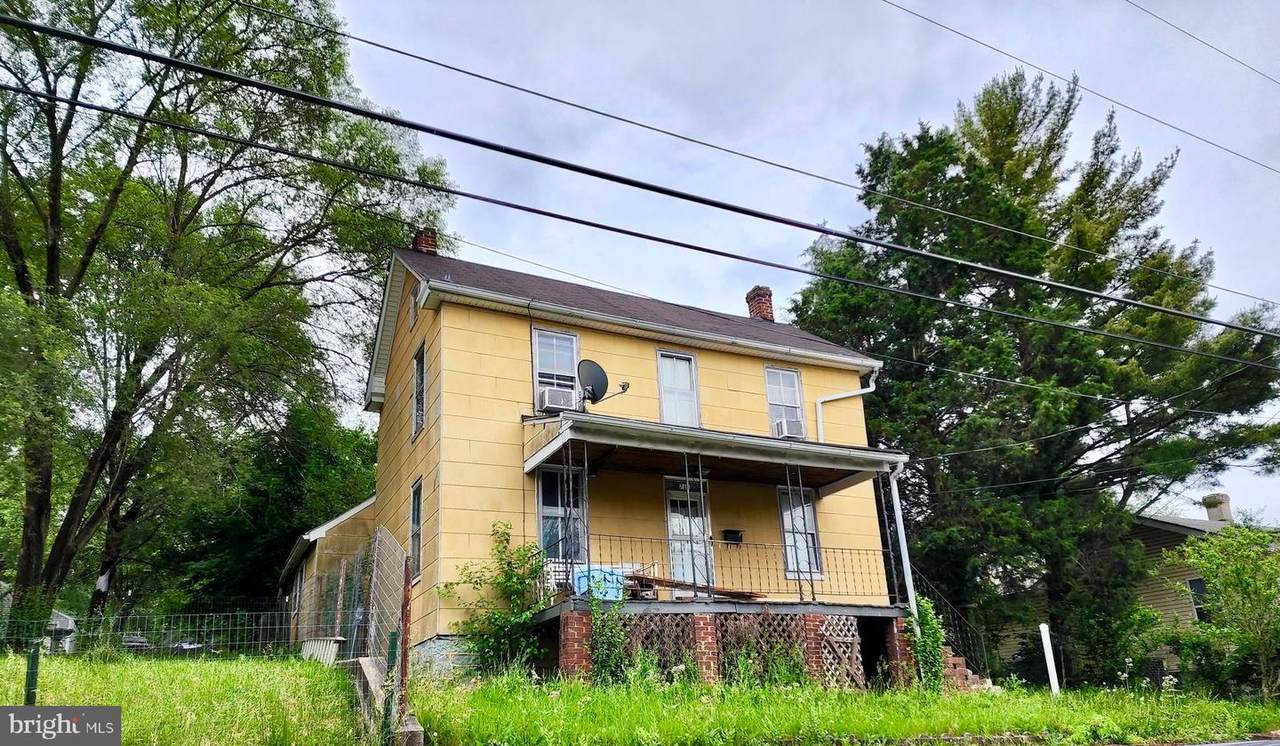 711 Third (3Rd) Street - Photo 1